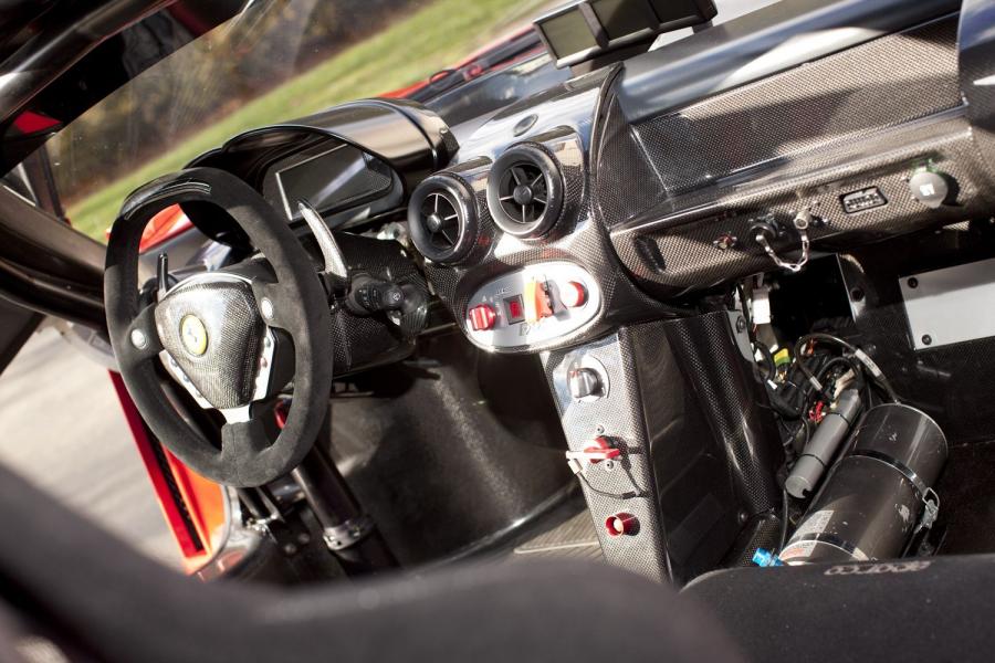  Ferrari FXX Evolution 2006 года  (фото 6 из 8)